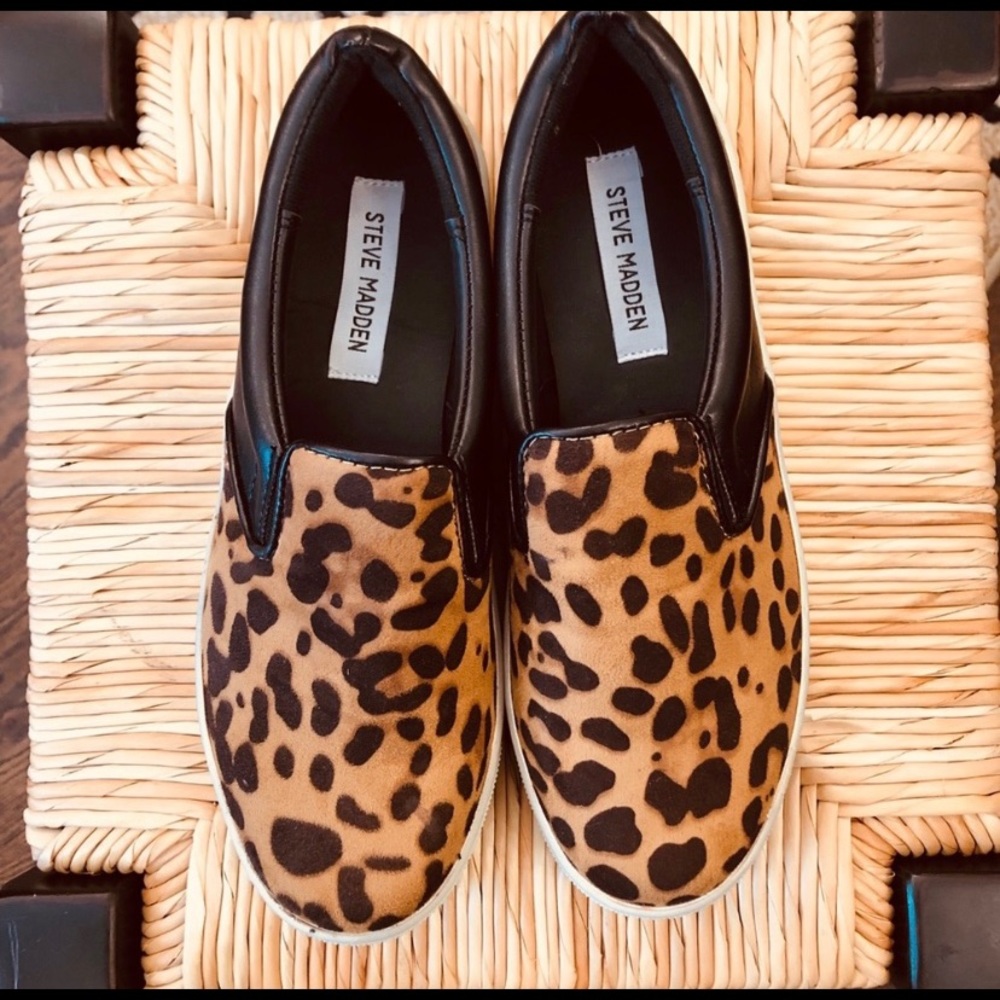 Steve Madden Leopard -Slip Ons. Size 8.5